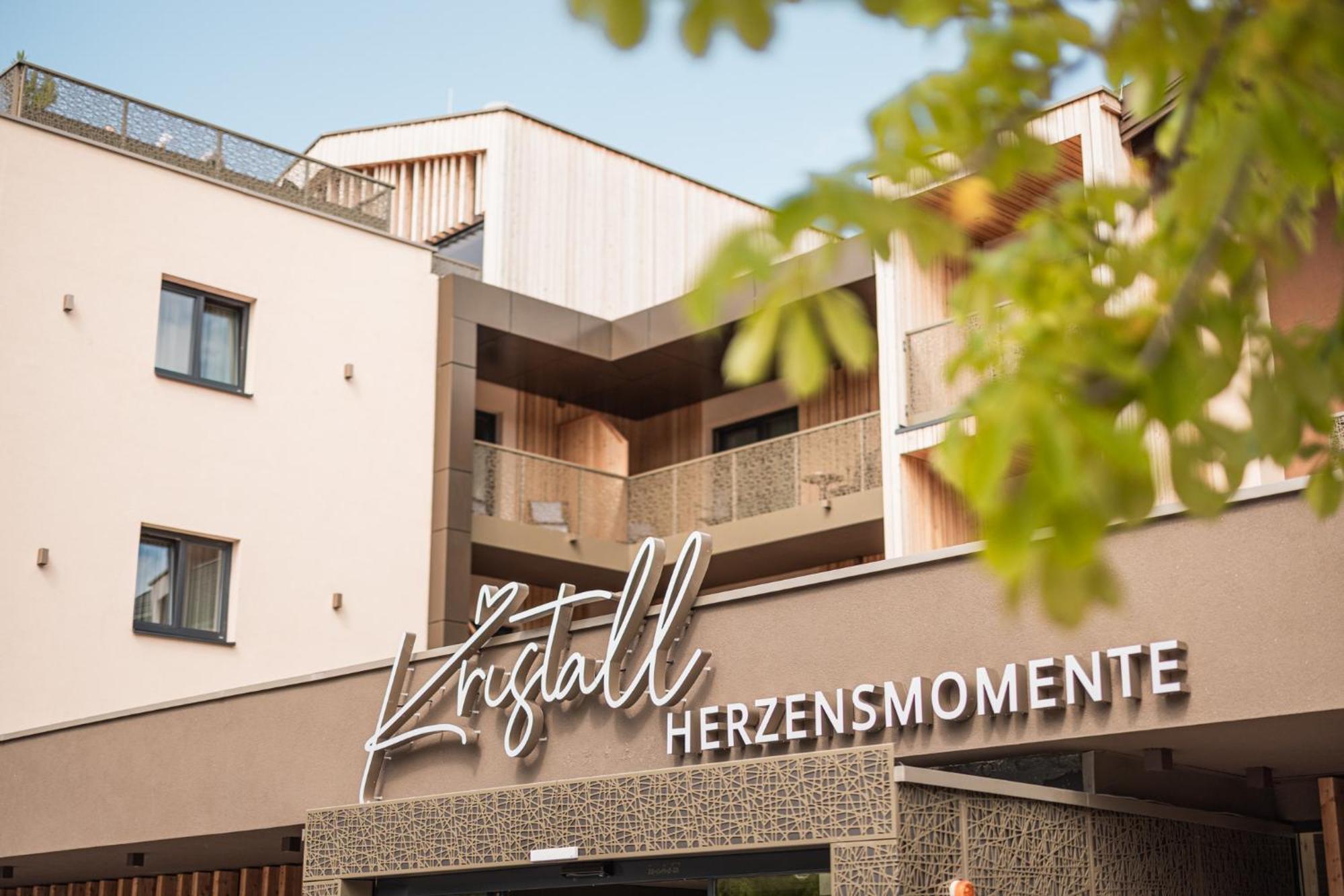 Hotel Kristall - Herzensmomente Leutasch Exterior foto